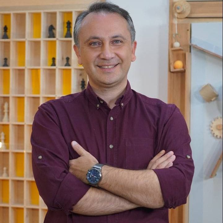 Uzm. Psk. Dan. Mehmet Hilmi EREN
