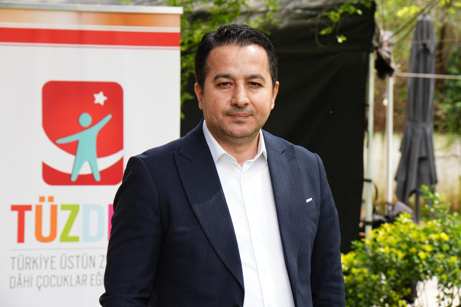Yusuf İslam AKAY